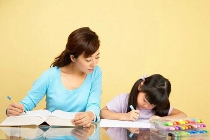 Bí quyết dạy trẻ dưới 10 tuổi học tiếng Anh tại nhà đạt kết quả cao