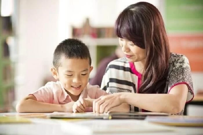 Cho trẻ học tiếng Anh từ nhỏ đang là một trong rất nhiều mối quan tâm lớn của cha mẹ