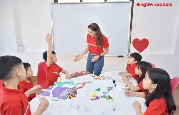 Bé thoải mái học tập, sáng tạo và cản thiện tiếng Anh tại BingGo Leaders