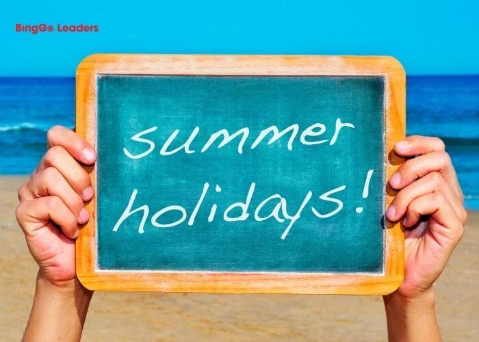 7 chủ đề từ vựng phổ biến liên quan đến kỳ nghỉ hè tiếng Anh là gì?