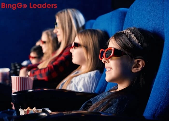 Việc xem phim giúp cải thiện kỹ năng nghe cho trẻ vô cùng hiệu quả