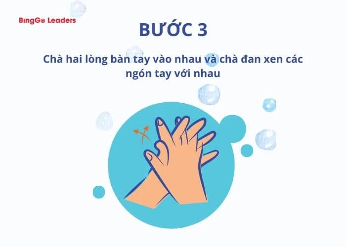 6 bước rửa tay cho trẻ mầm non (Bước 3)