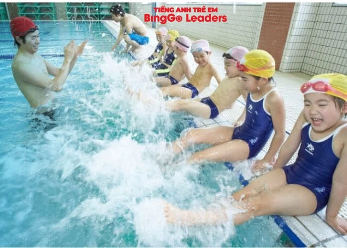 Cho con học bơi - an toàn và phát triển sức khỏe