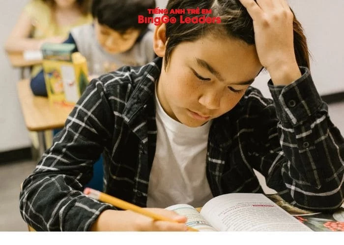 Trẻ giảm tập trung chú ý vì bài tập quá dễ hoặc quá khó