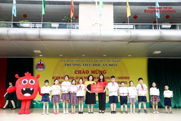 Tiếng Anh Trẻ Em BingGo Leaders trao học bổng cho học sinh tại trường tiểu học An Hòa