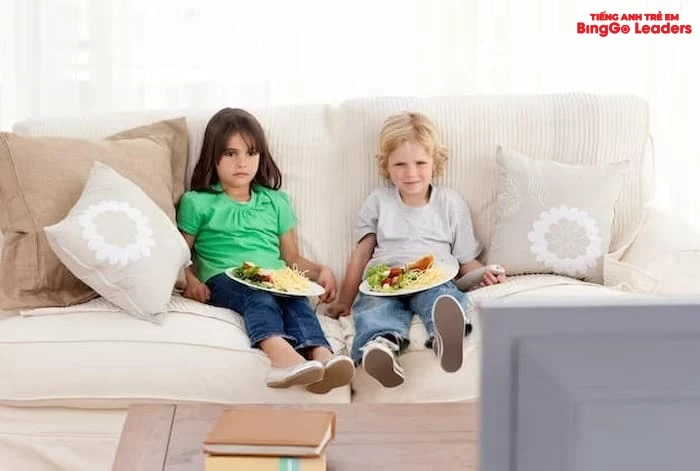 Tác hại của việc trẻ bị nghiện xem tivi
