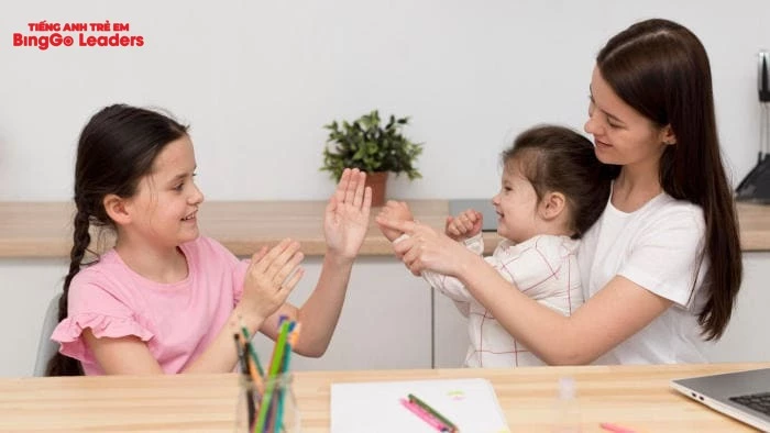 Kiên trì luyện tiếp mẫu câu giao tiếp tiếng Anh mỗi ngày để tự tin và nói trôi chảy hơn nhé
