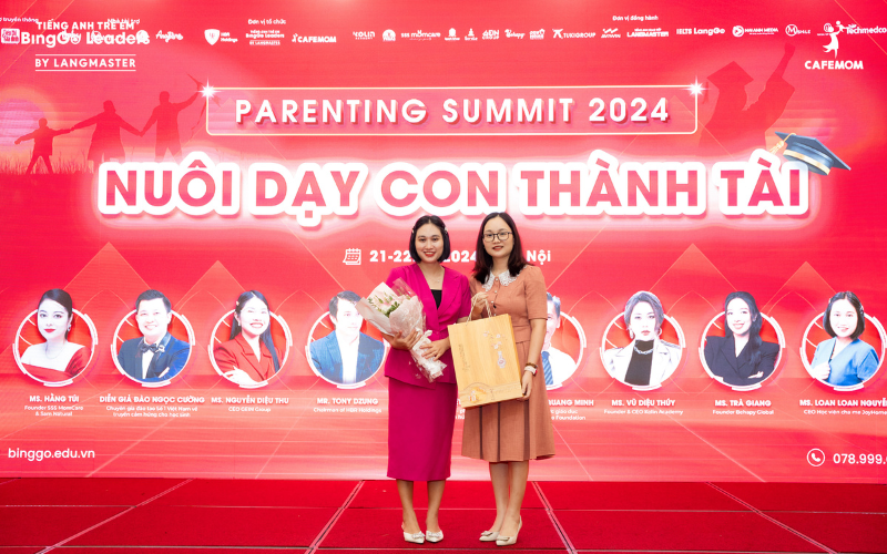 Hình ảnh diễn giả Loan Loan Nguyễn tại Parenting Summit 2024