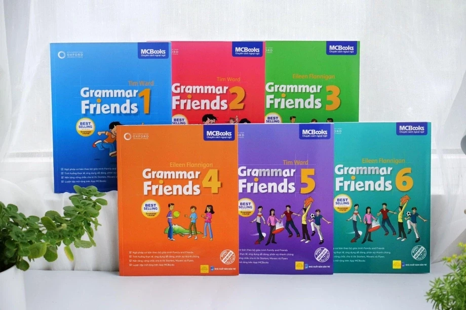 Bộ sách luyện viết tiếng Anh cho trẻ em Grammar Friends
