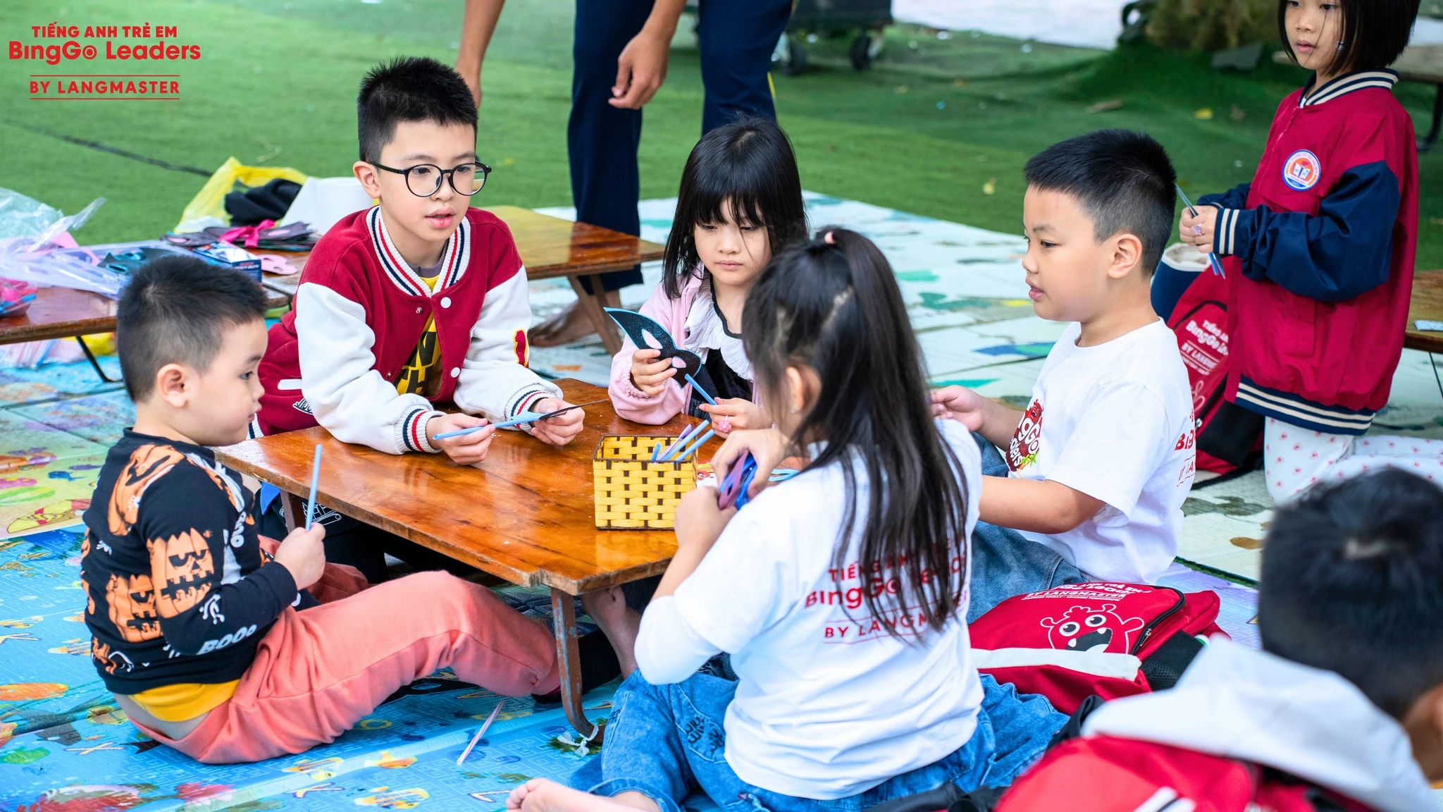 RECAP HOẠT ĐỘNG NGOẠI KHÓA THÁNG 10: CUỘC HỘI NGỘ CỦA CÁC PHÙ THỦY NHÍ