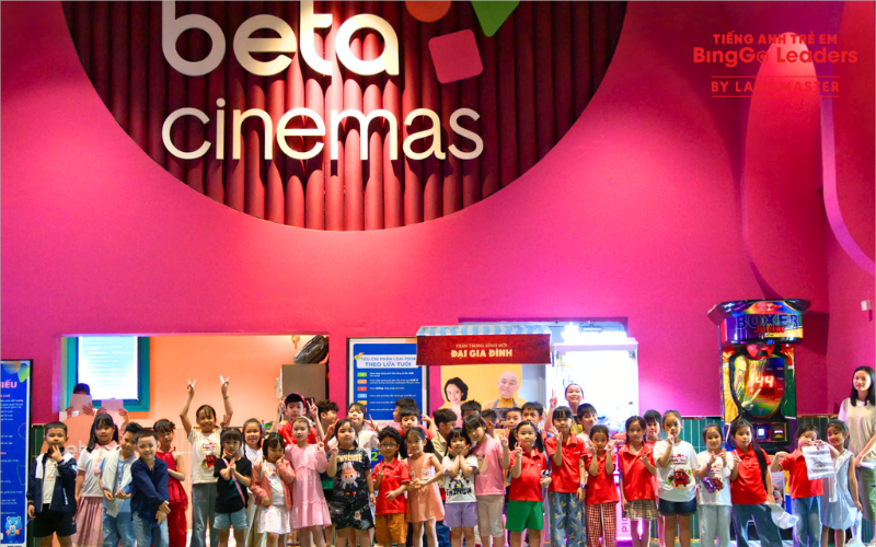 Một ngày thật đặc biệt tại rạp chiếu phim khi các con cùng nhau khám phá, học hỏi và lưu lại những khoảnh khắc tập thể.