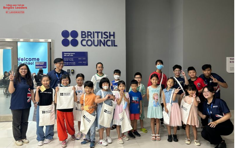 nên cho bé học tiếng Anh ở đâu